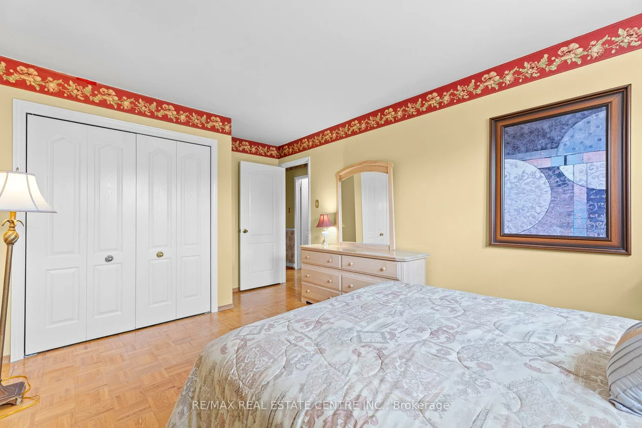 48, Marblehead, Central Park, Brampton