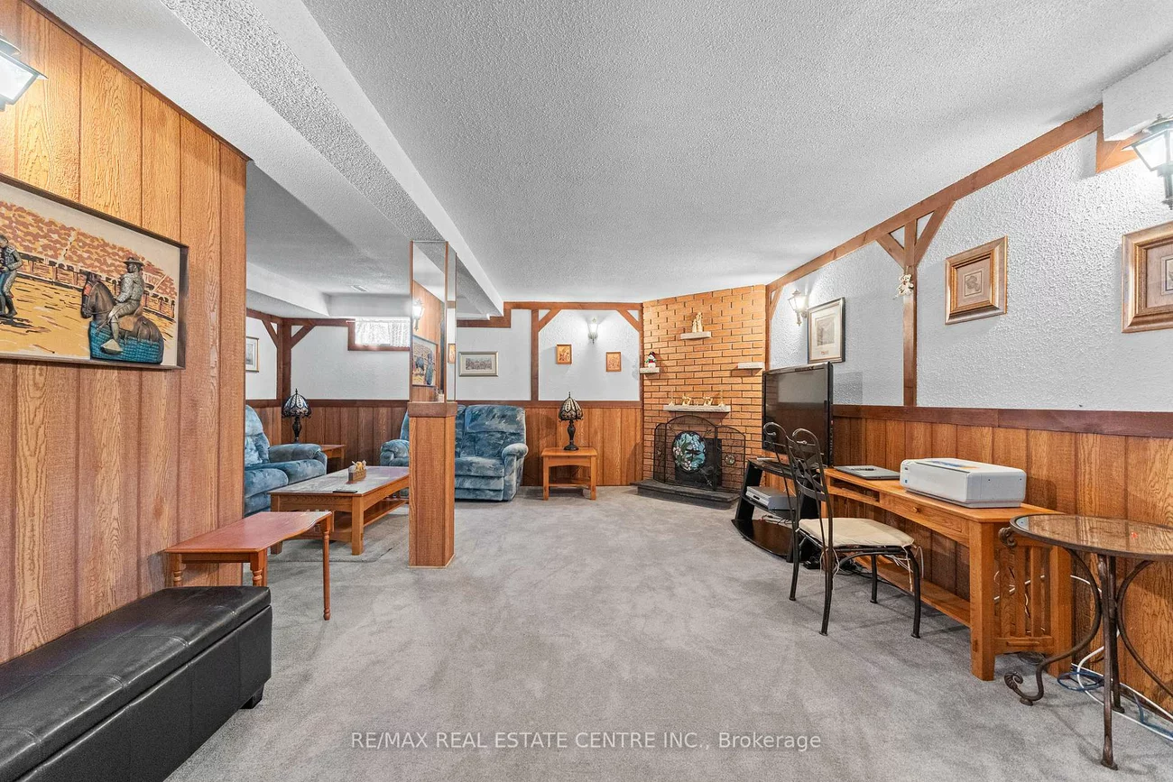 48, Marblehead, Central Park, Brampton