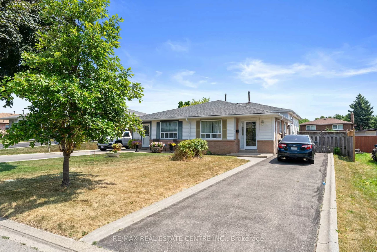 48, Marblehead, Central Park, Brampton