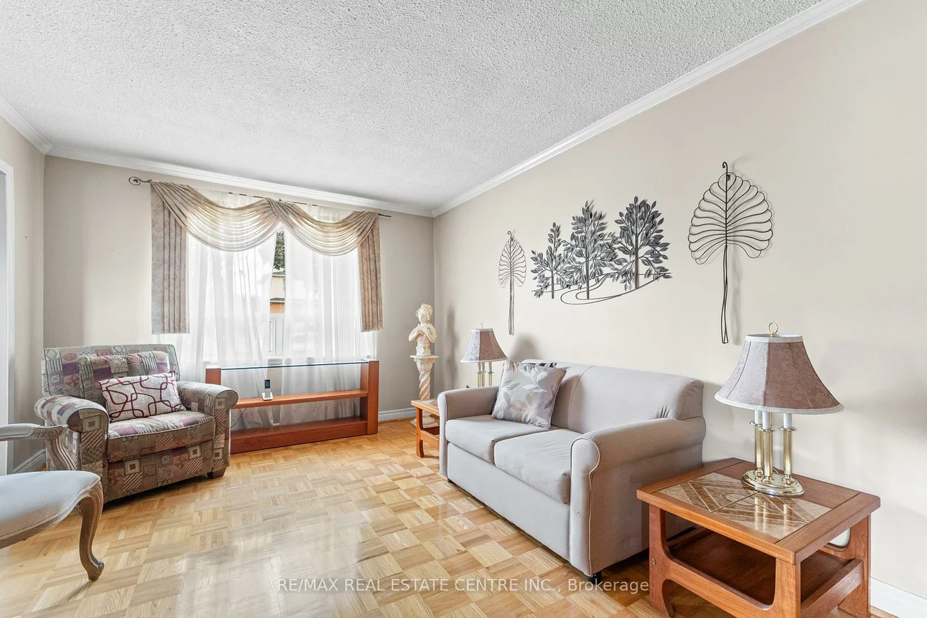 48, Marblehead, Central Park, Brampton