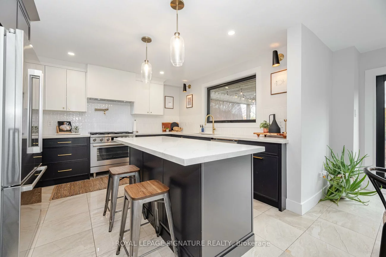 51, Kenpark, Snelgrove, Brampton