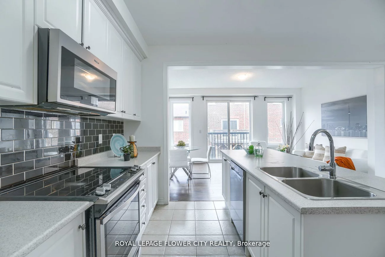 14, Faye, Bram East, Brampton