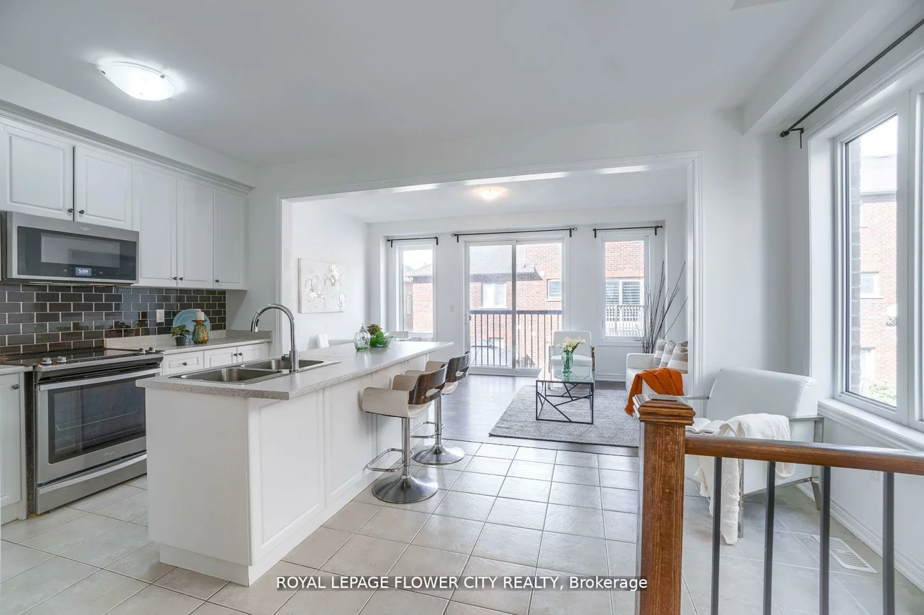 14, Faye, Bram East, Brampton