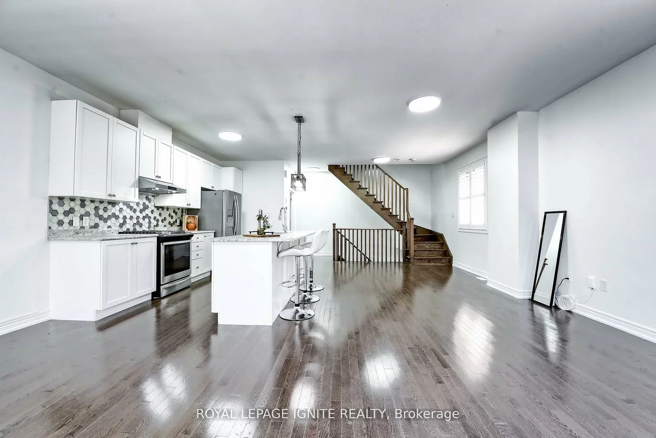 25, Haymarket, Northwest Brampton, Brampton