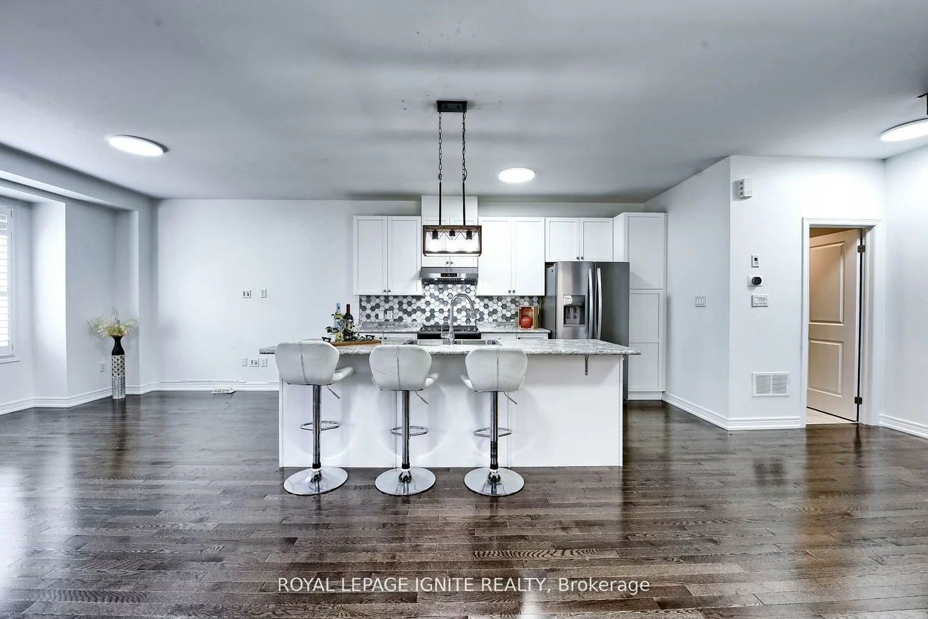 25, Haymarket, Northwest Brampton, Brampton