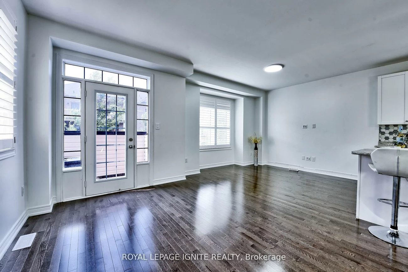 25, Haymarket, Northwest Brampton, Brampton