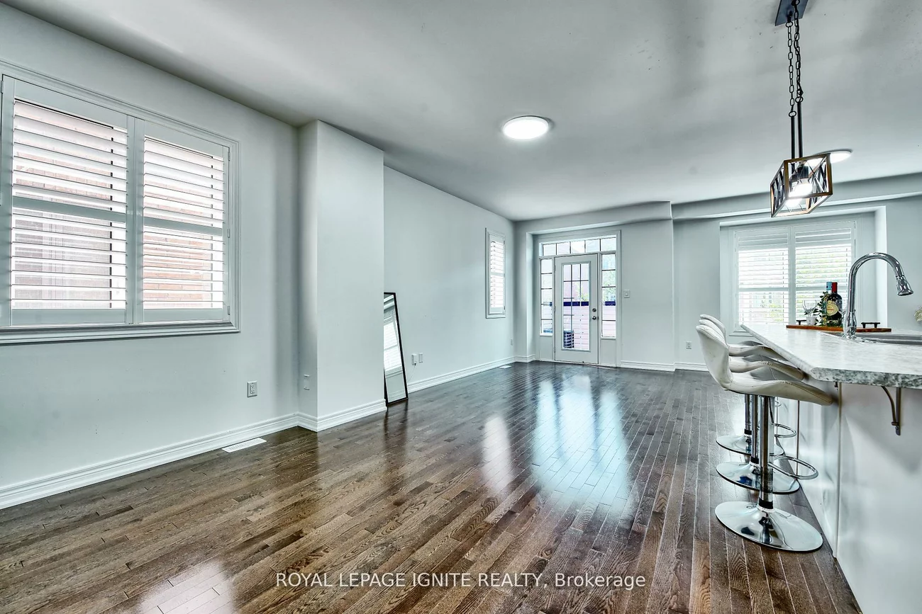 25, Haymarket, Northwest Brampton, Brampton