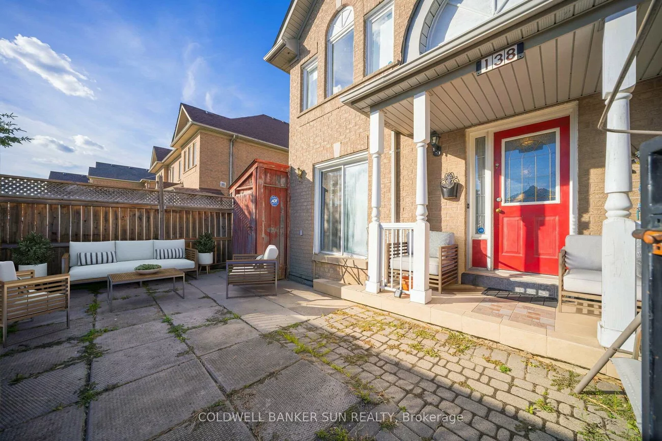 138, Pressed Brick, Brampton North, Brampton