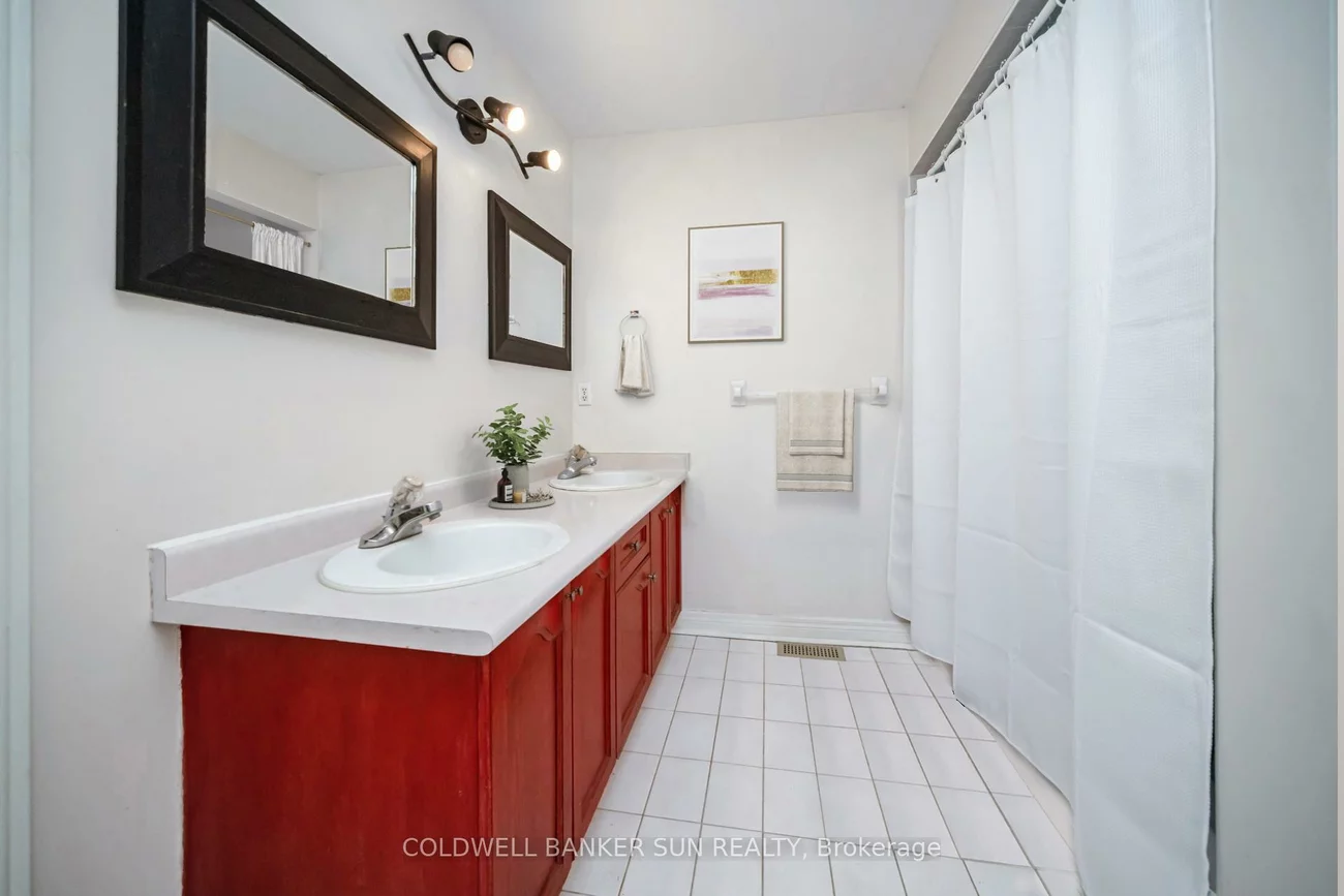 138, Pressed Brick, Brampton North, Brampton