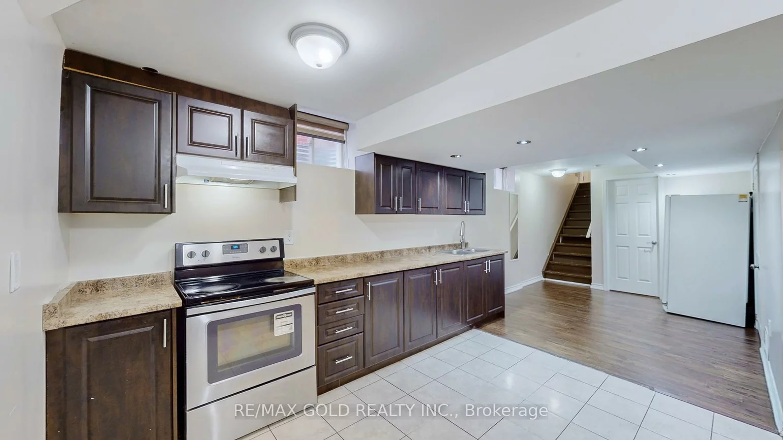 7, Chudleigh, Credit Valley, Brampton