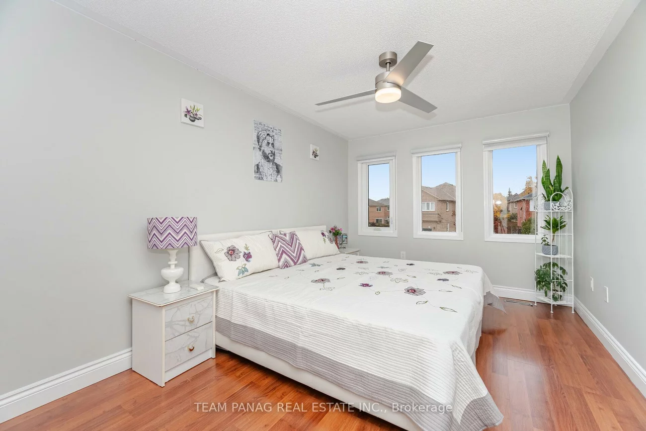 19, Mount Fuji, Sandringham-Wellington, Brampton