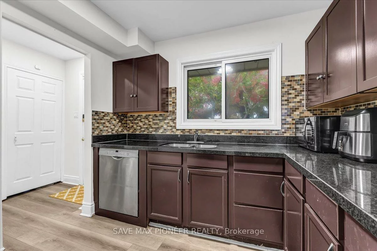 11, Great Oak, Northgate, Brampton