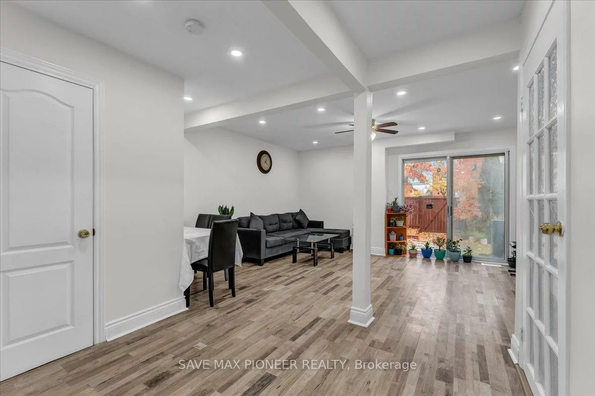 11, Great Oak, Northgate, Brampton