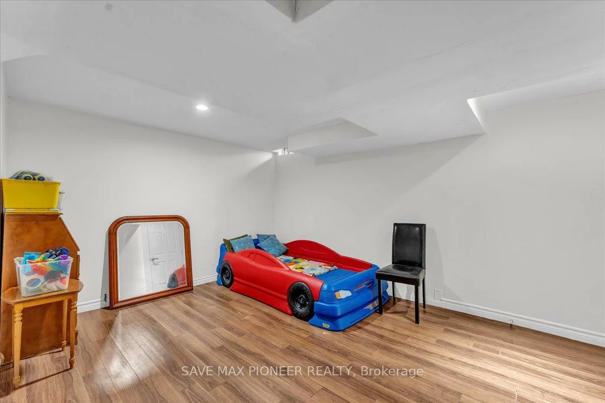 11, Great Oak, Northgate, Brampton