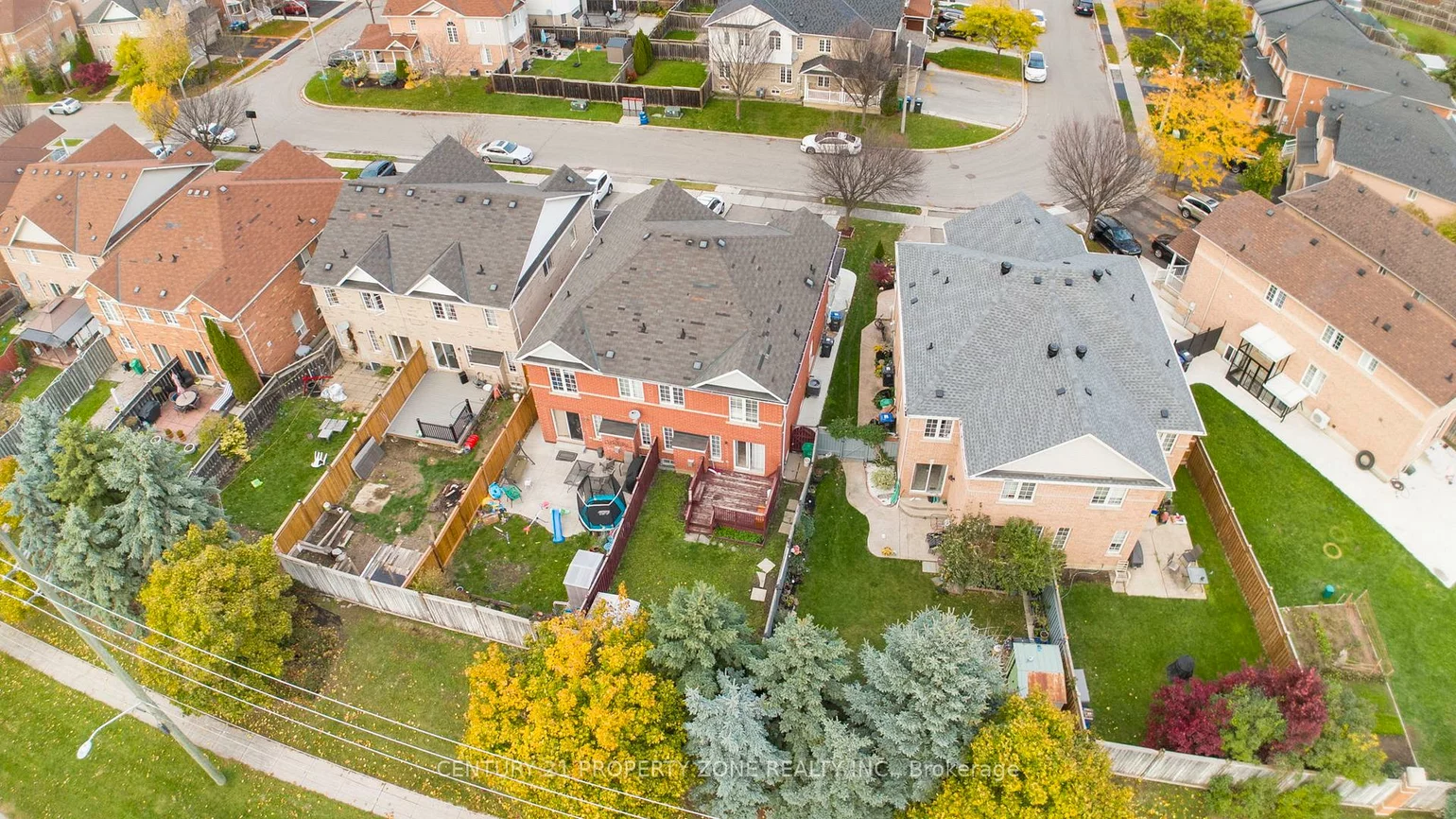 42, Mossgrove, Northwest Sandalwood Parkway, Brampton