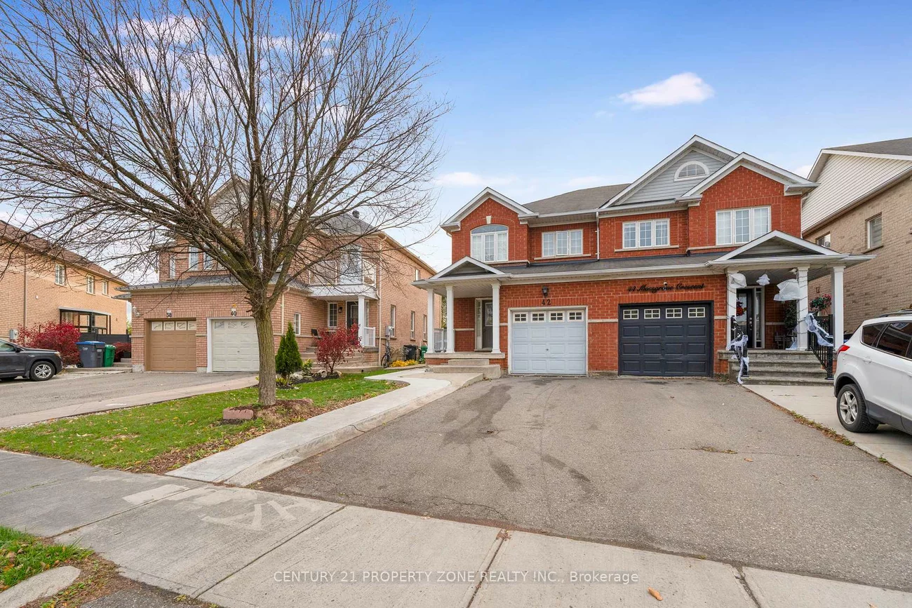 42, Mossgrove, Northwest Sandalwood Parkway, Brampton