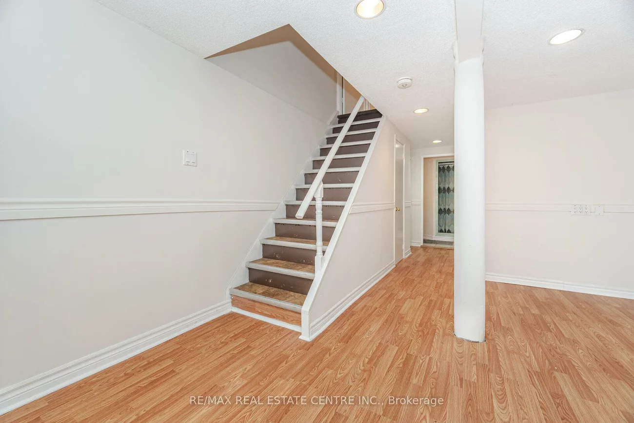 51, Crawford, Madoc, Brampton