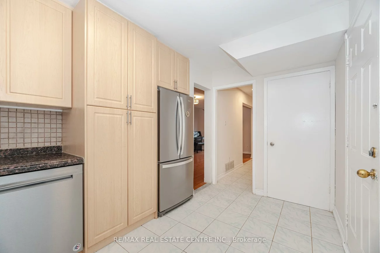 51, Crawford, Madoc, Brampton