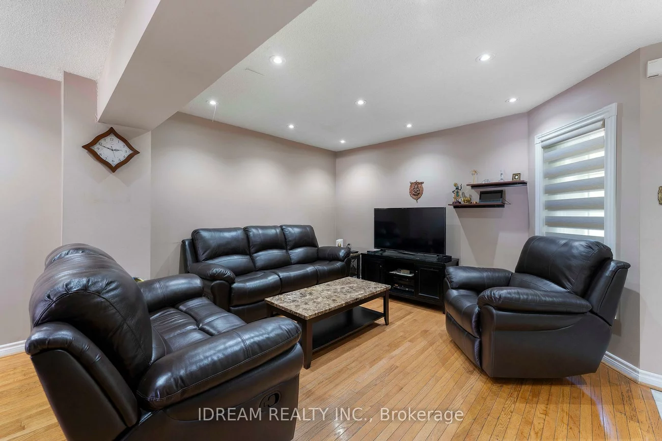 42, Mccleave, Fletcher's West, Brampton