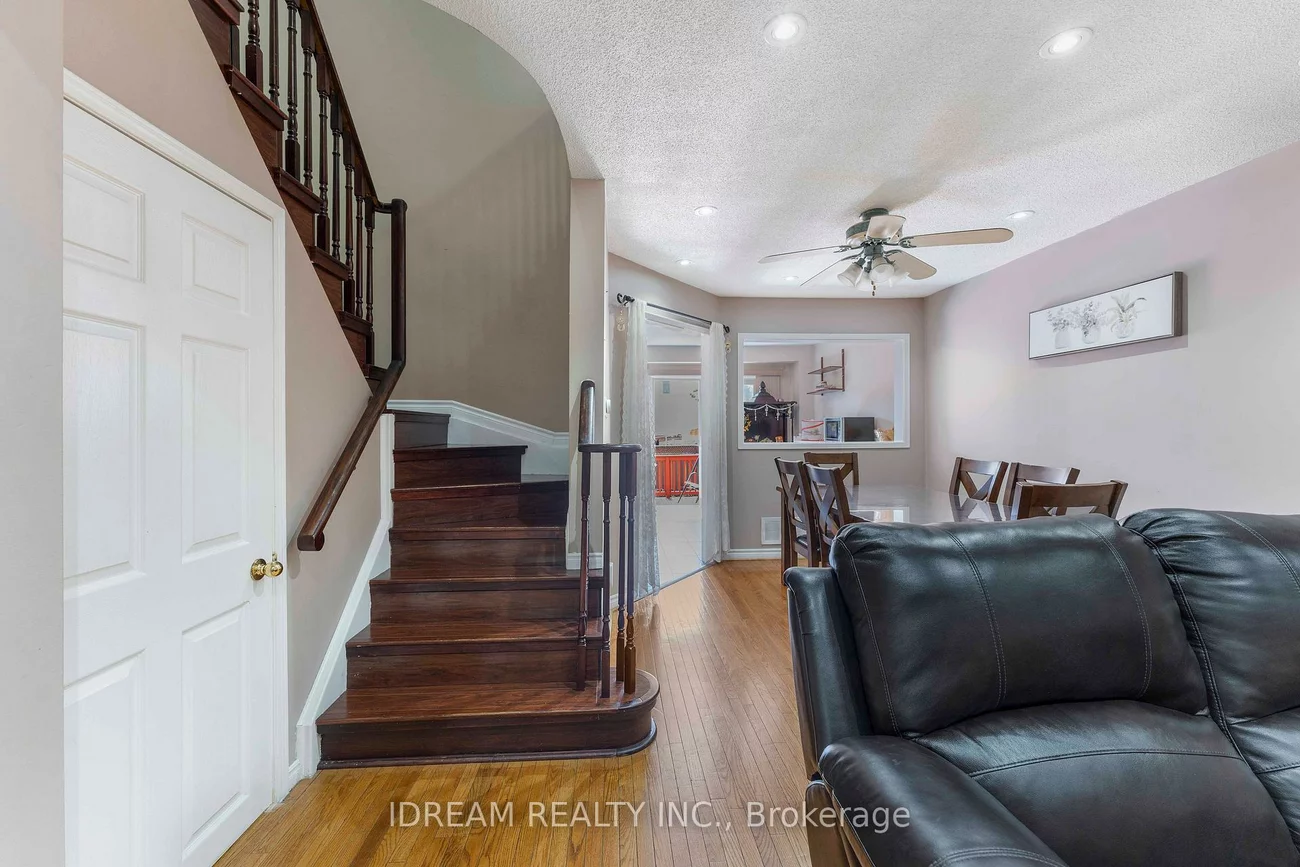 42, Mccleave, Fletcher's West, Brampton