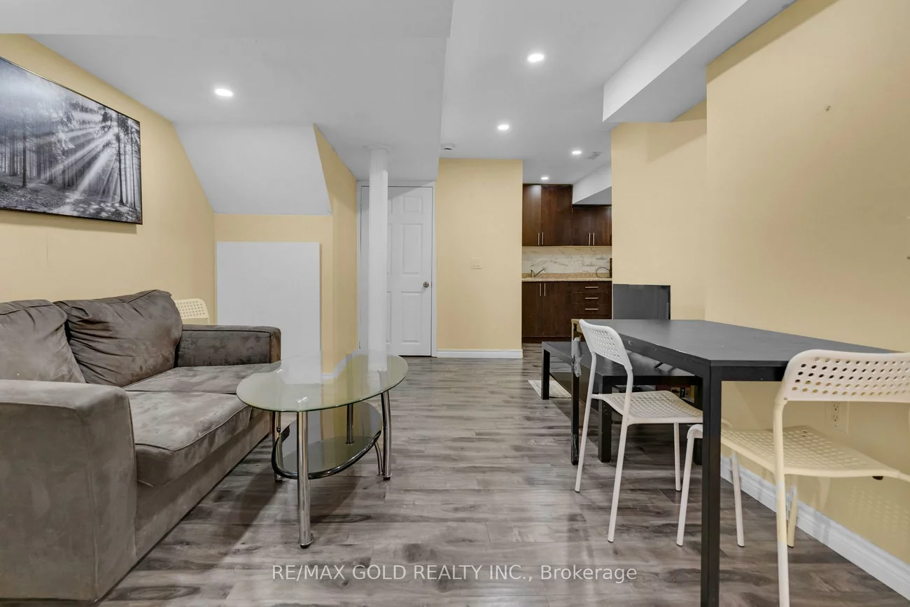 30, Worthington, Fletcher's Meadow, Brampton