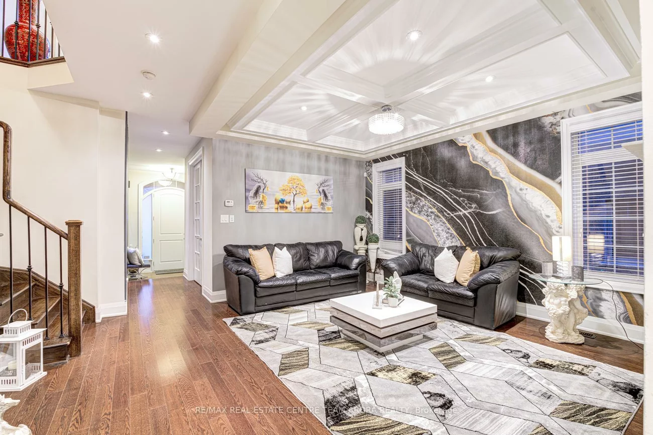 7, Legendary, Bram West, Brampton