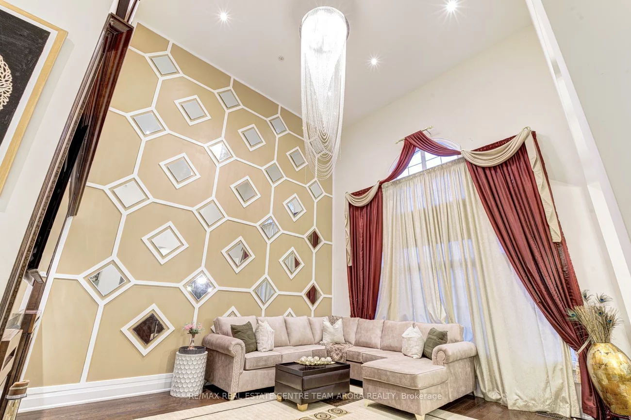 7, Legendary, Bram West, Brampton