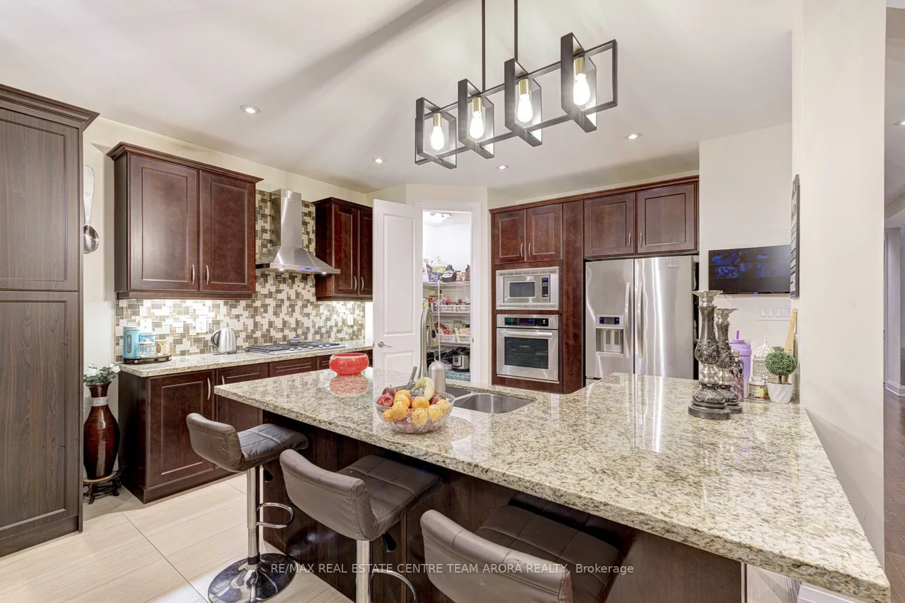 7, Legendary, Bram West, Brampton