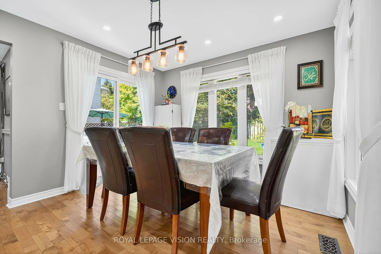 7, Montgomery, Heart Lake East, Brampton