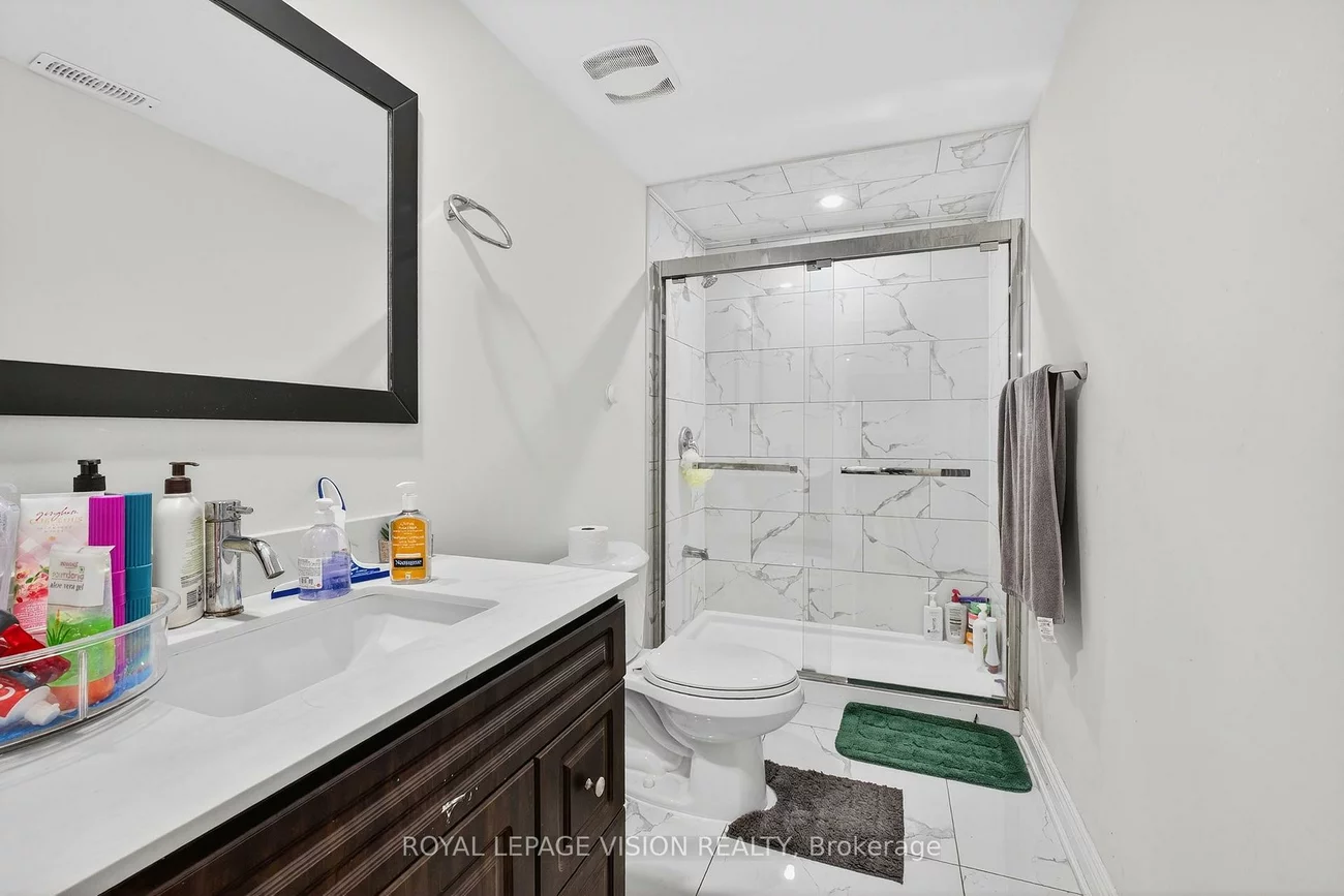 7, Montgomery, Heart Lake East, Brampton