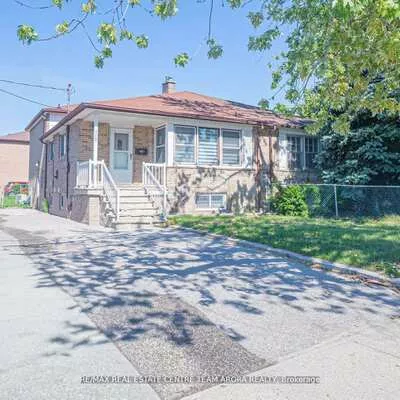 152, Vodden, Brampton North, Brampton