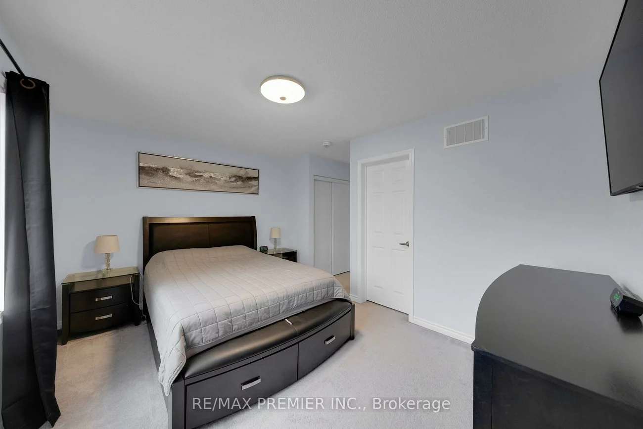 258, Remembrance, Northwest Brampton, Brampton