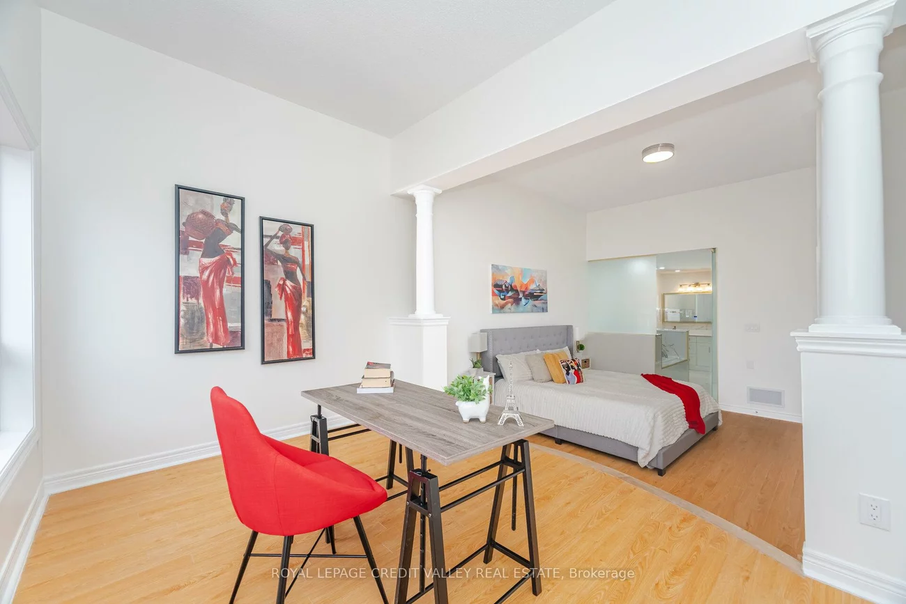 70, Blue Diamond, Bramalea North Industrial, Brampton