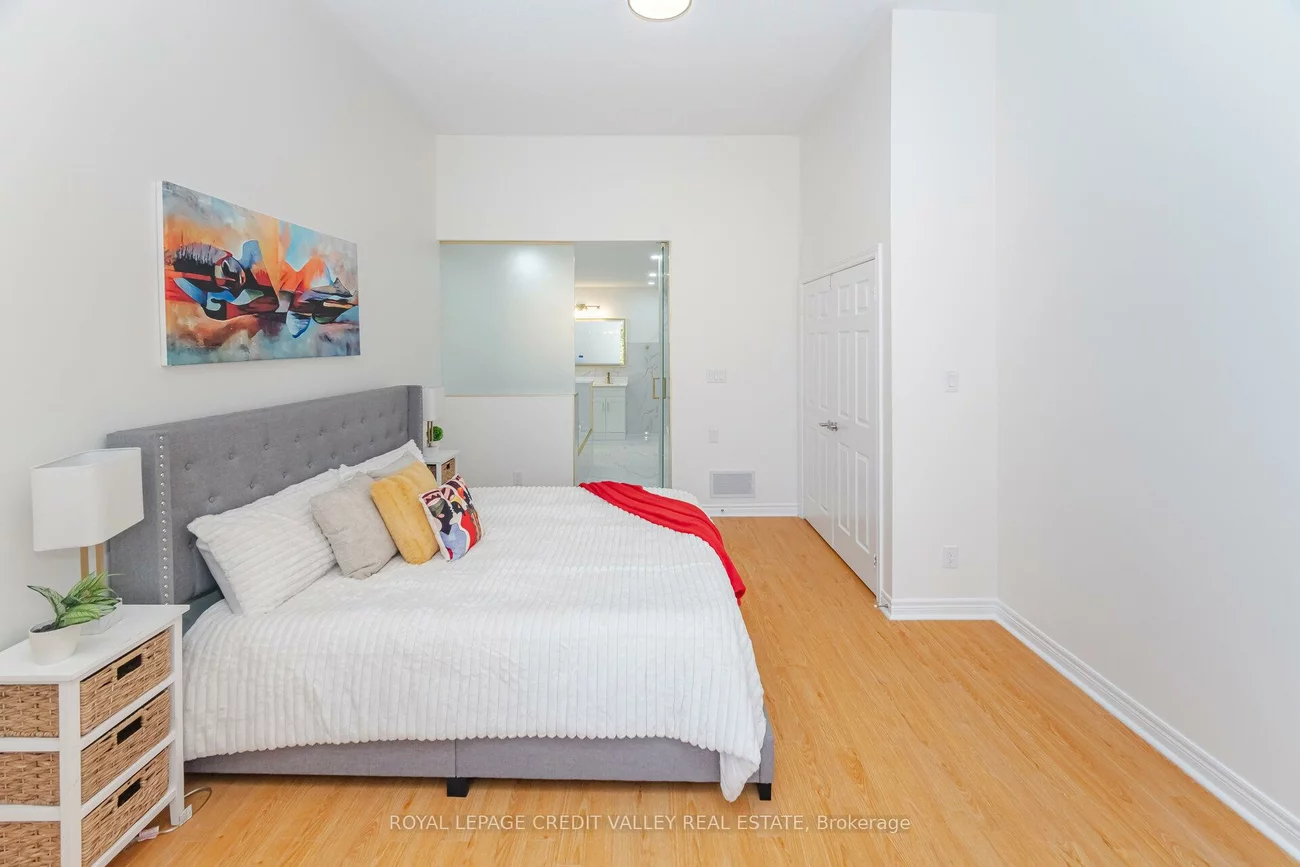 70, Blue Diamond, Bramalea North Industrial, Brampton