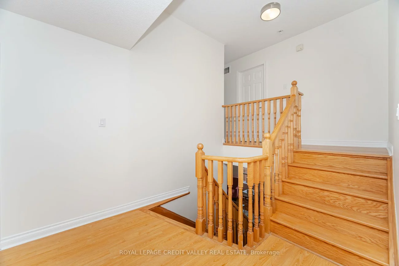 70, Blue Diamond, Bramalea North Industrial, Brampton