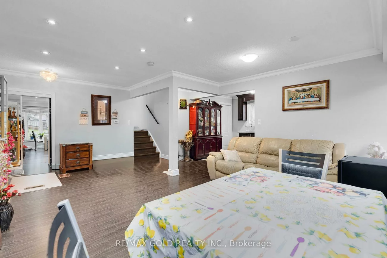 13, TULLAMORE, Brampton East, Brampton