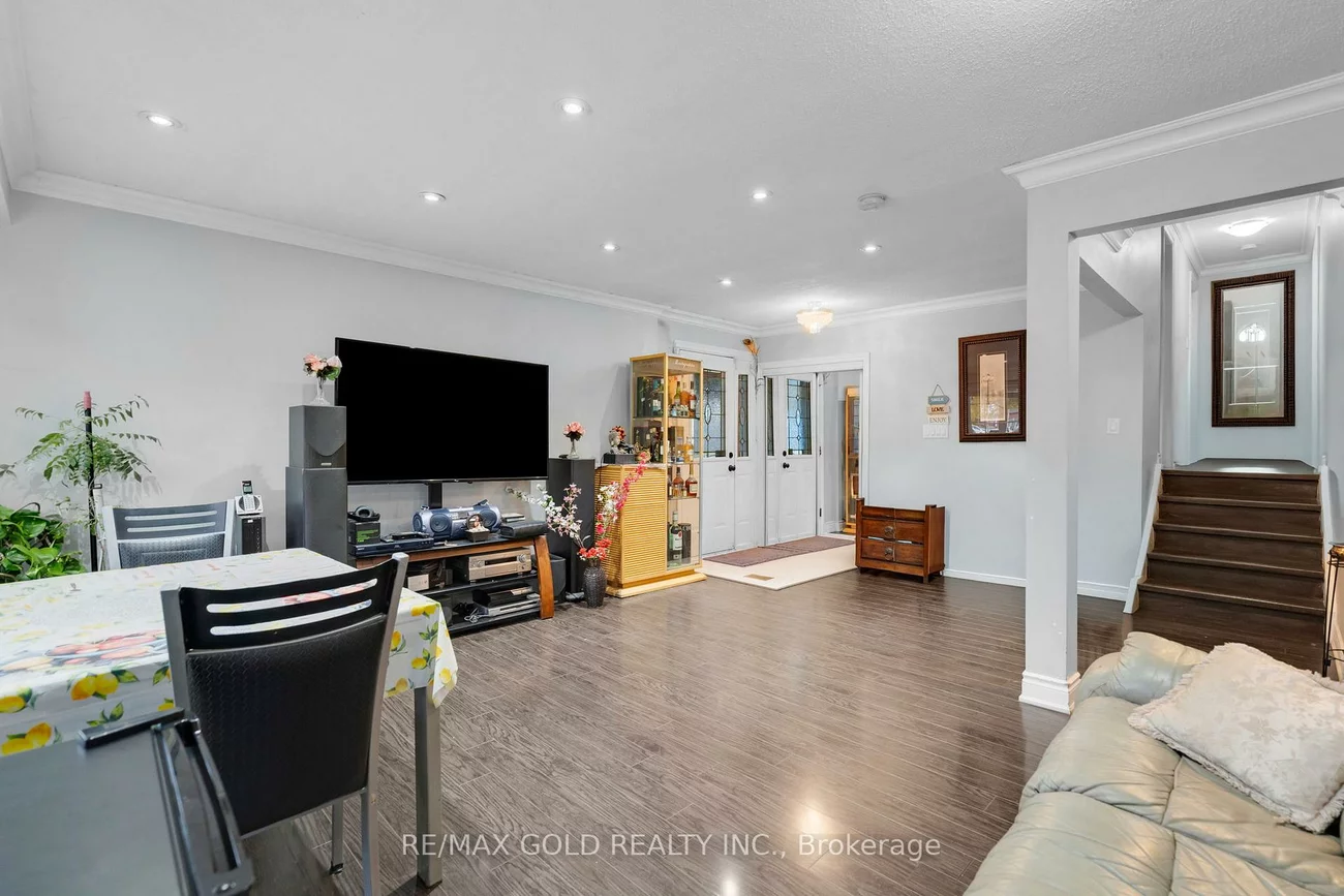 13, TULLAMORE, Brampton East, Brampton