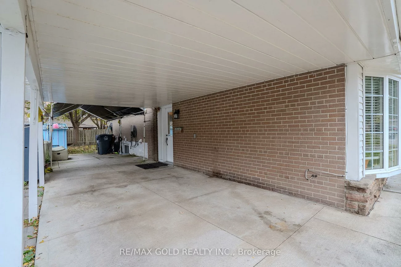 13, TULLAMORE, Brampton East, Brampton