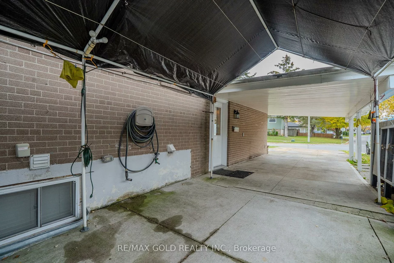 13, TULLAMORE, Brampton East, Brampton