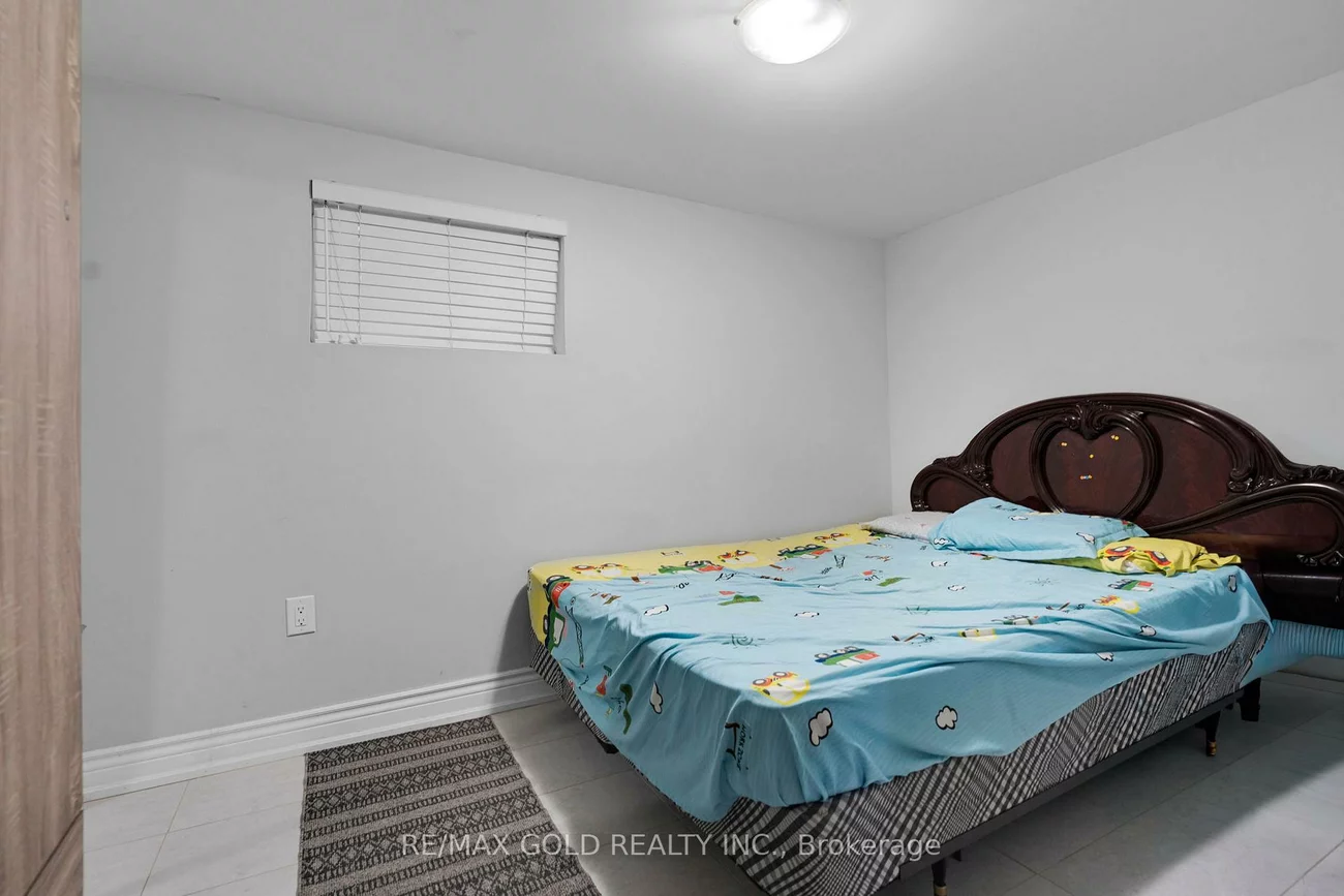 13, TULLAMORE, Brampton East, Brampton