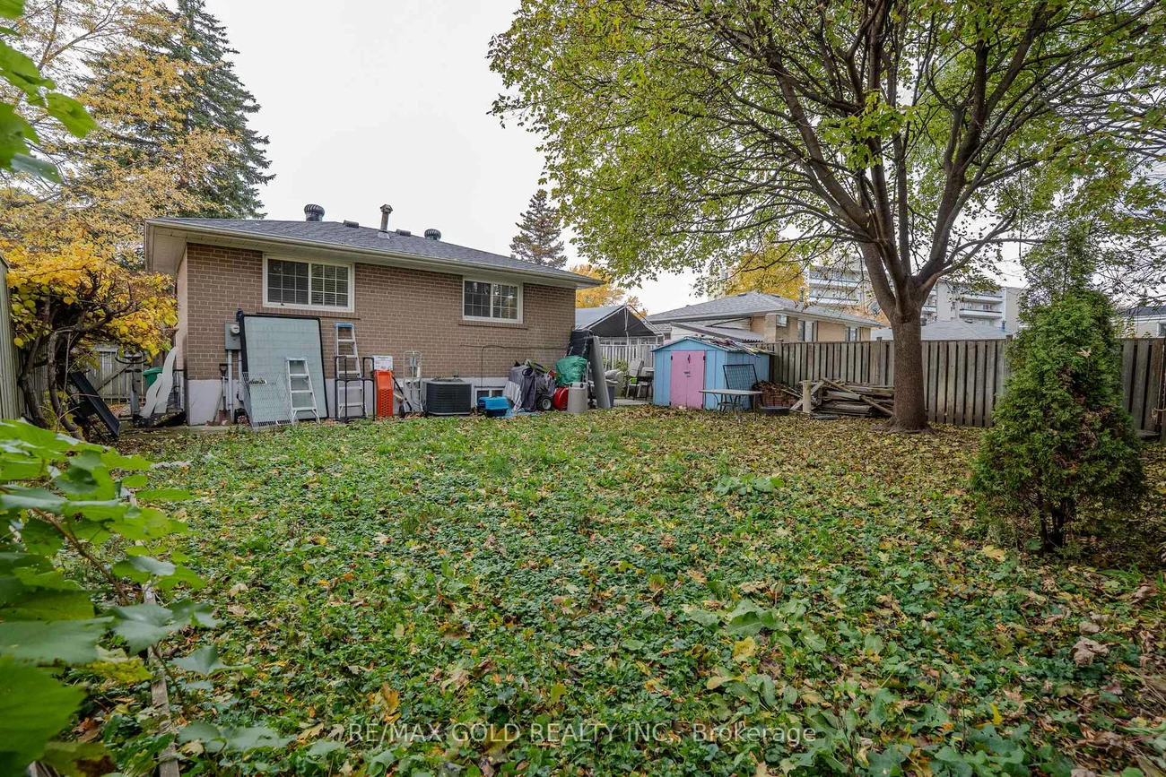 13, TULLAMORE, Brampton East, Brampton