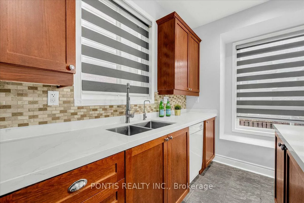 52, Emmett, Fletcher's Meadow, Brampton