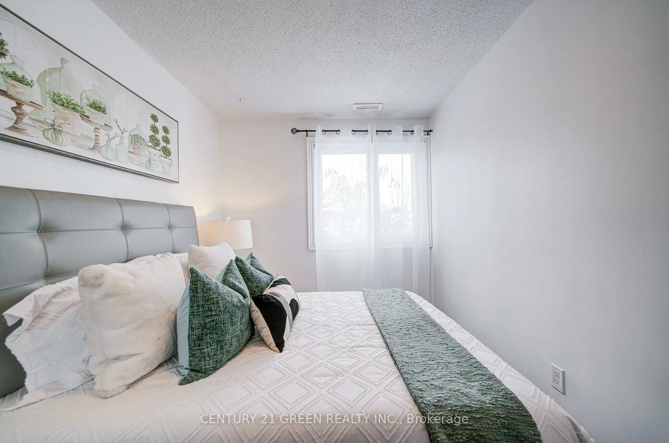 1, Greenarrow, Brampton North, Brampton