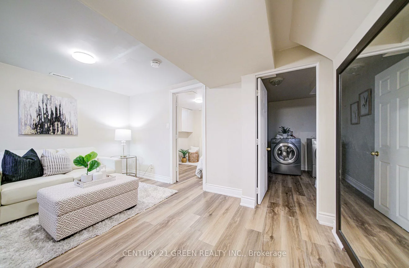 1, Greenarrow, Brampton North, Brampton