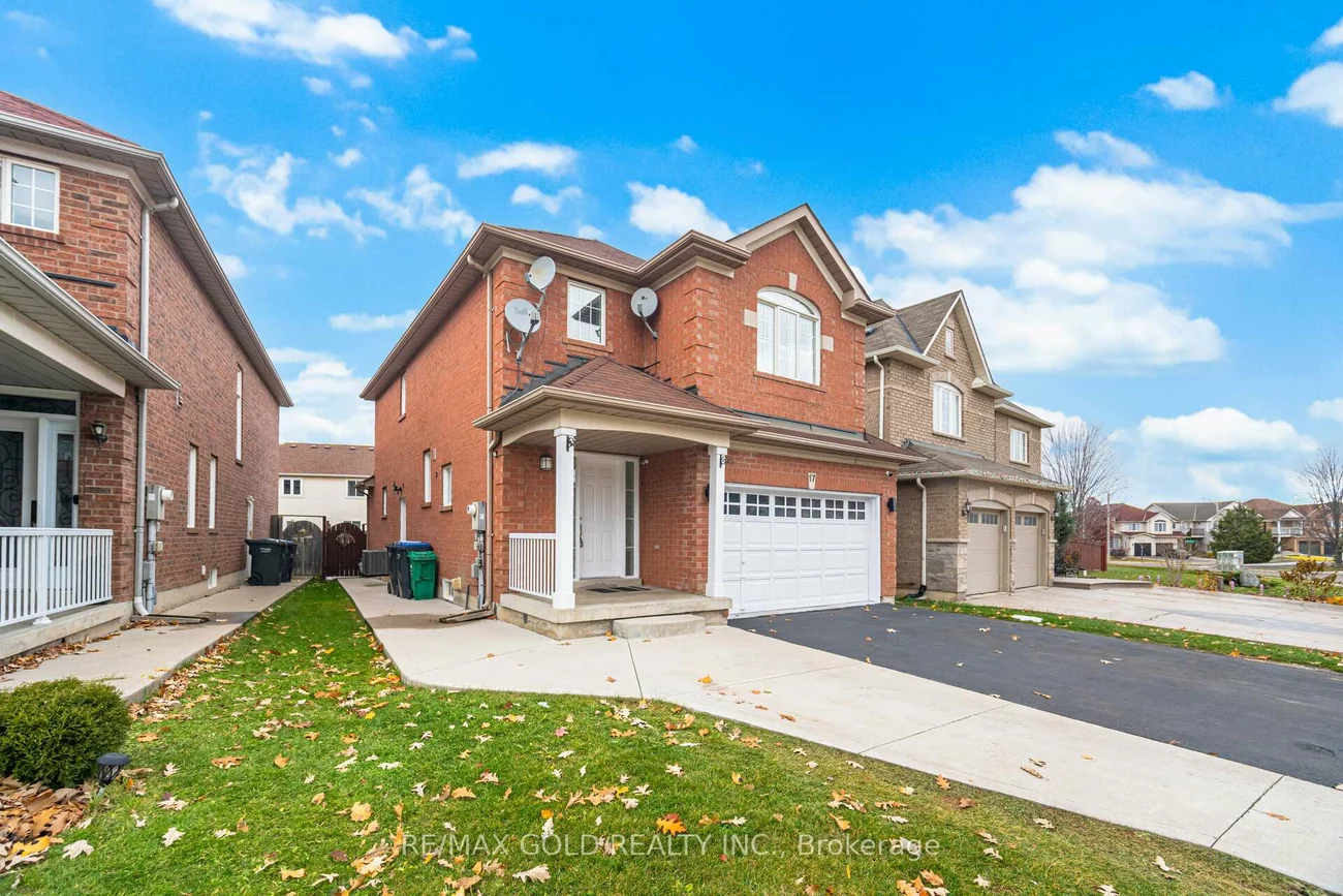 17, Binder Twine, Fletcher's Creek Village, Brampton