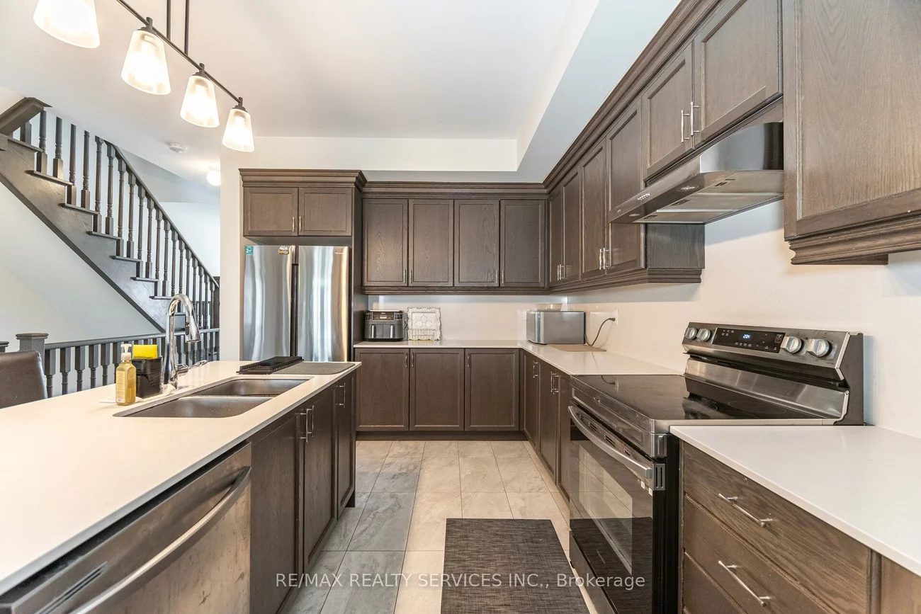 38, Foxsparrow, Sandringham-Wellington North, Brampton