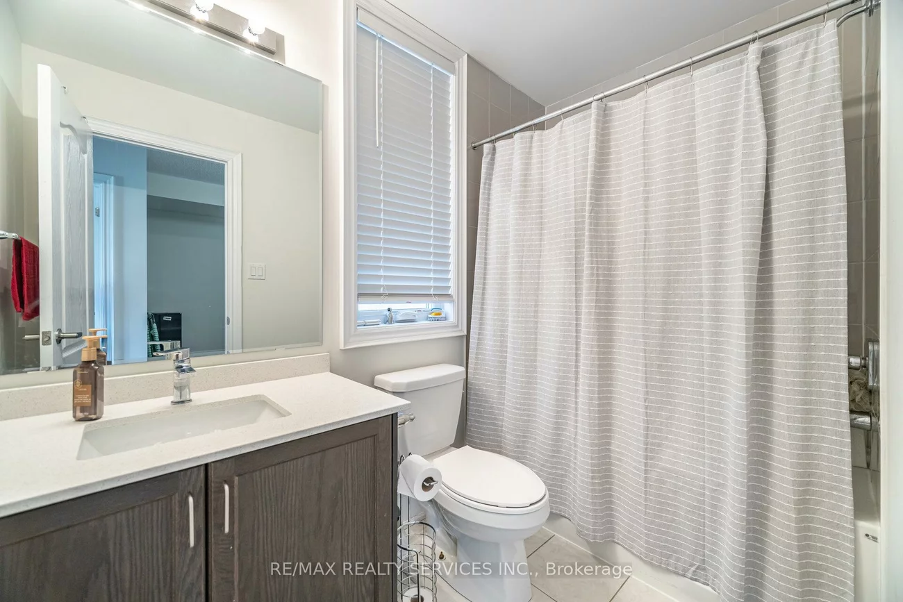 38, Foxsparrow, Sandringham-Wellington North, Brampton