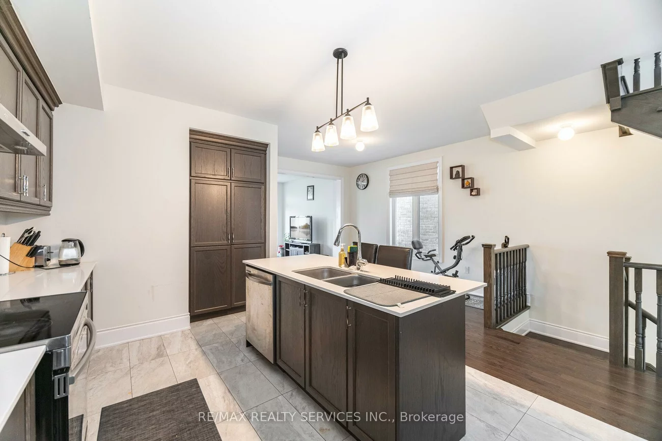 38, Foxsparrow, Sandringham-Wellington North, Brampton