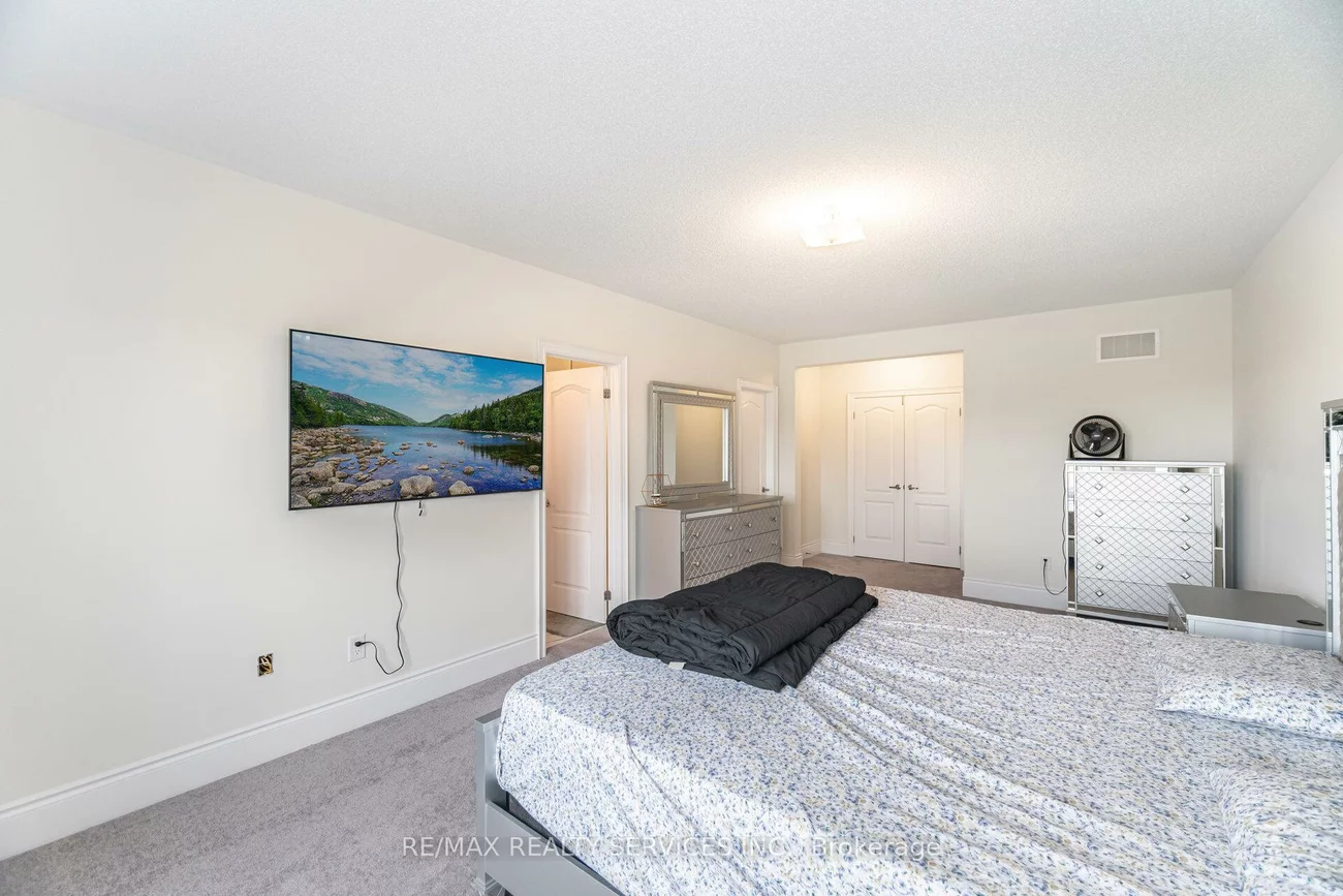 38, Foxsparrow, Sandringham-Wellington North, Brampton