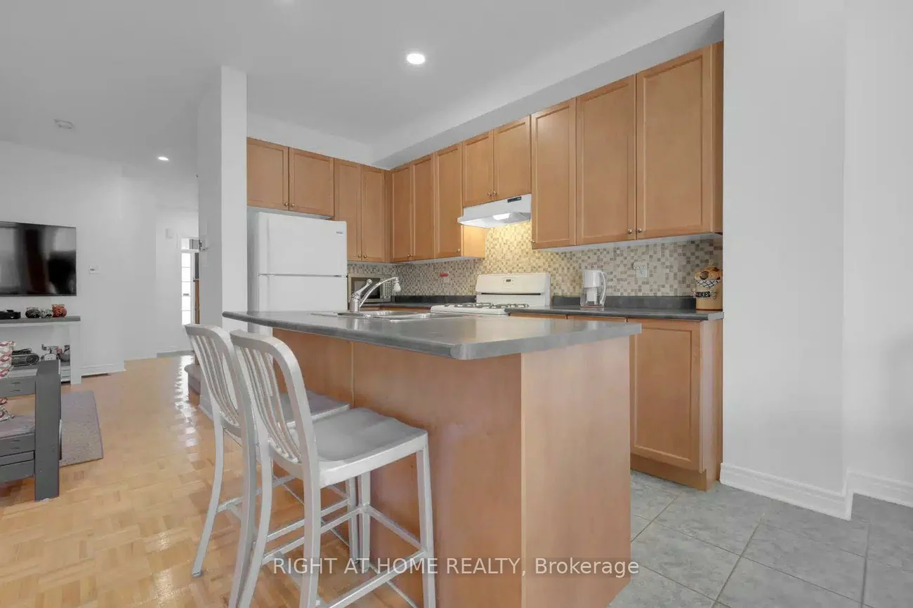 53, Silent Pond, Madoc, Brampton